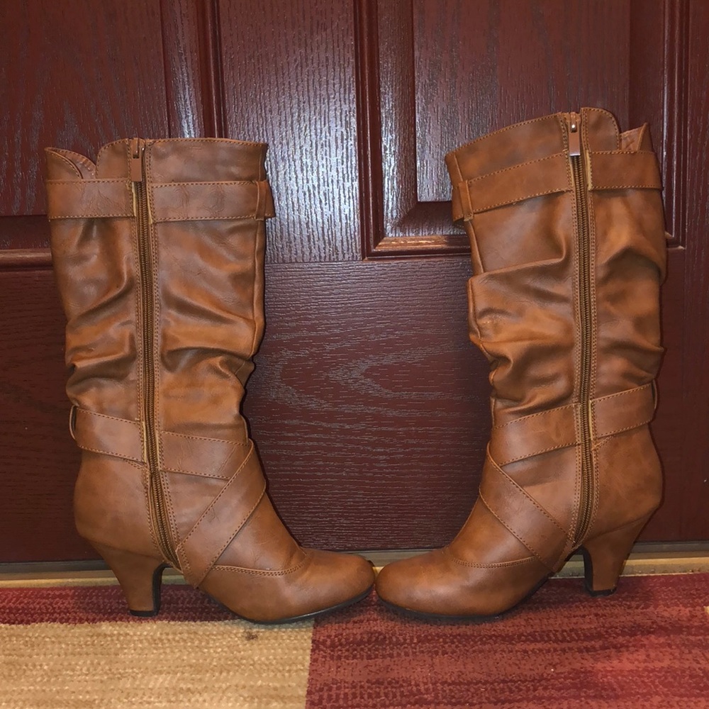 👢 - Picture 2 of 2